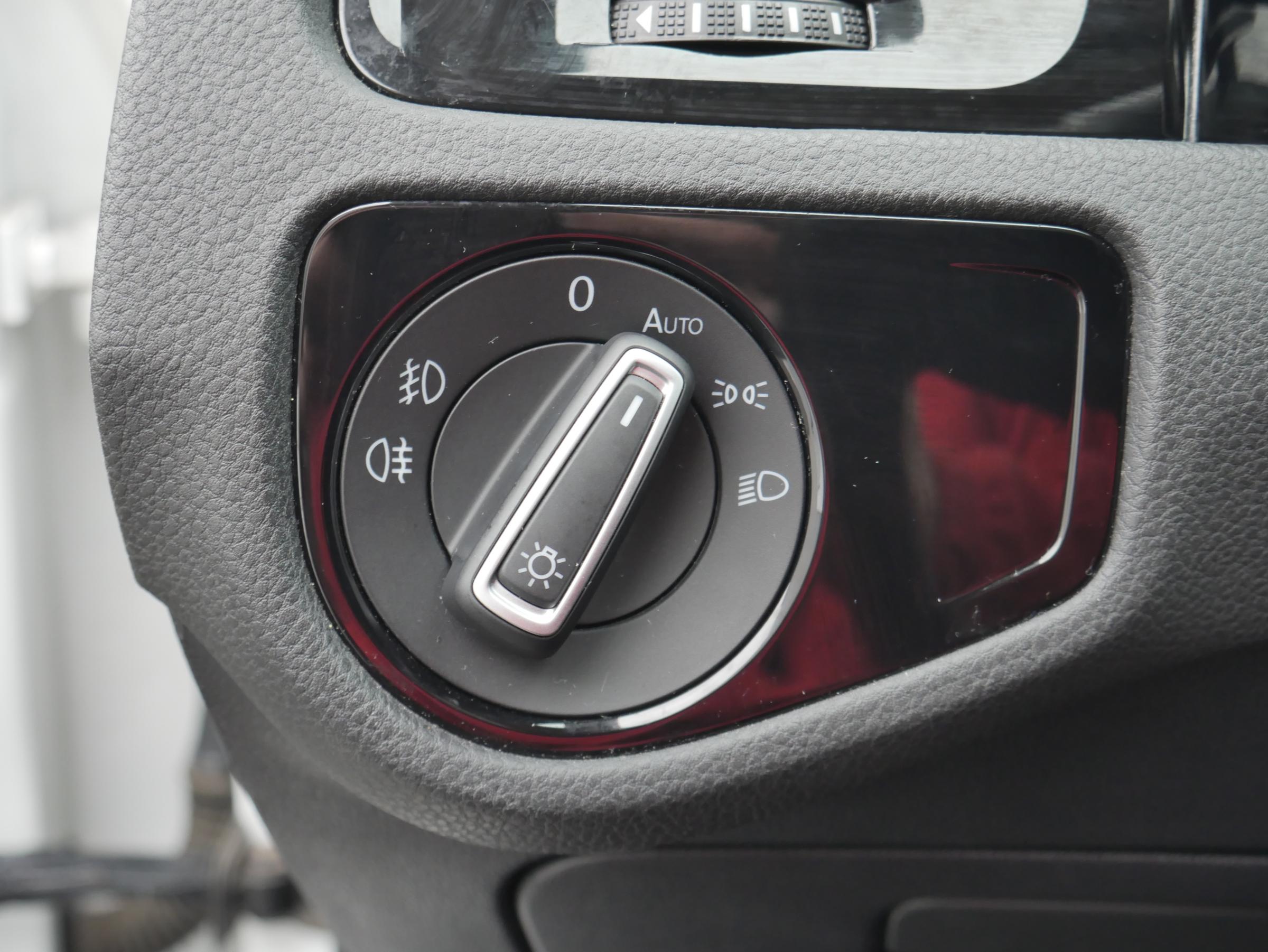 Volkswagen Golf, 2012 - pohled č. 17