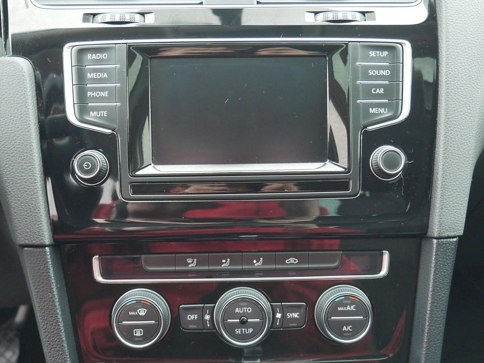 Volkswagen Golf 1.4 TSi 