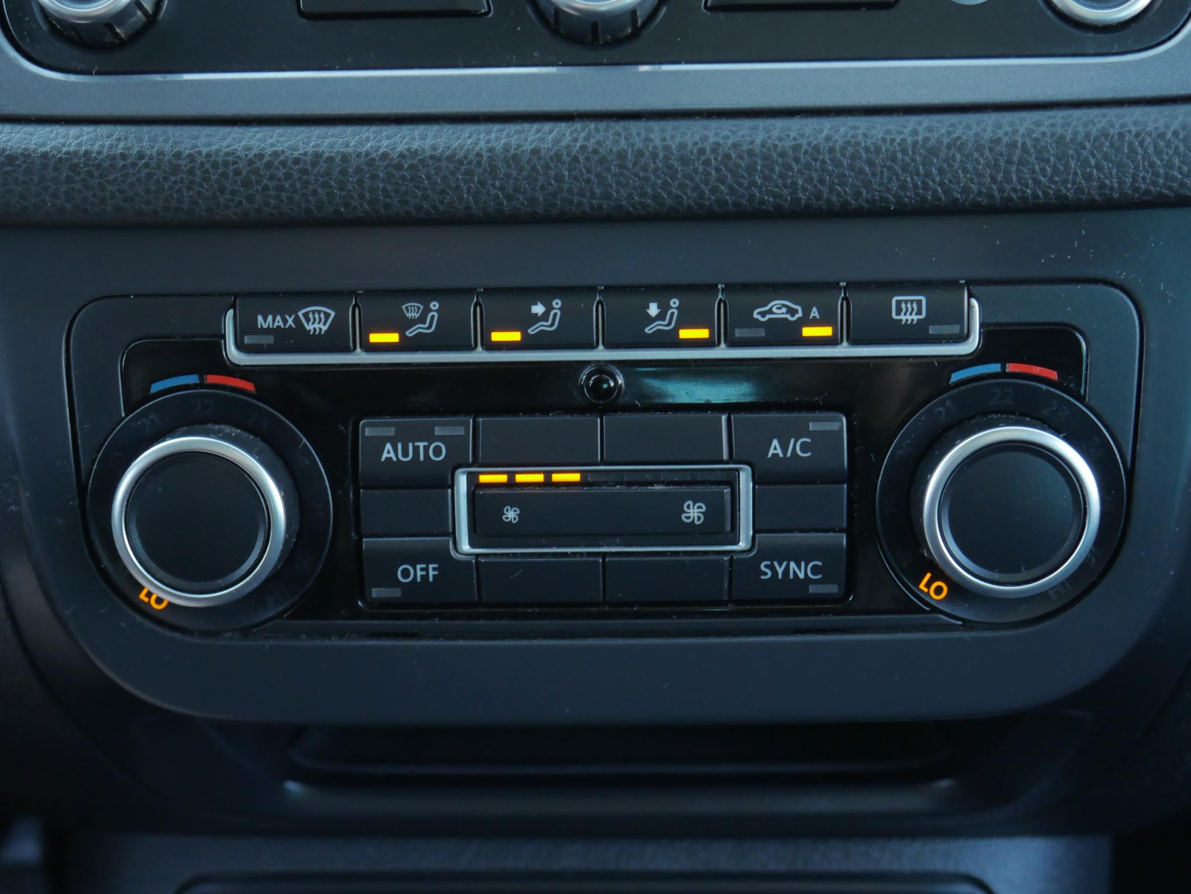 Volkswagen Tiguan, 2012 - pohled č. 17