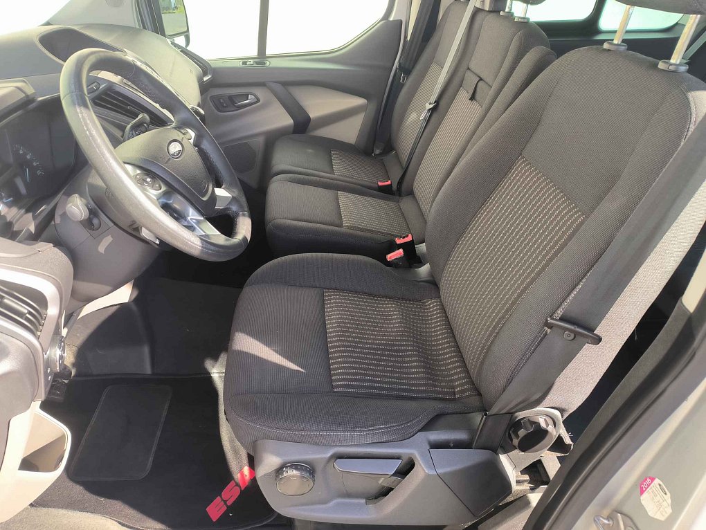 Ford Tourneo Custom 2.2TDCi Trend L2 9míst