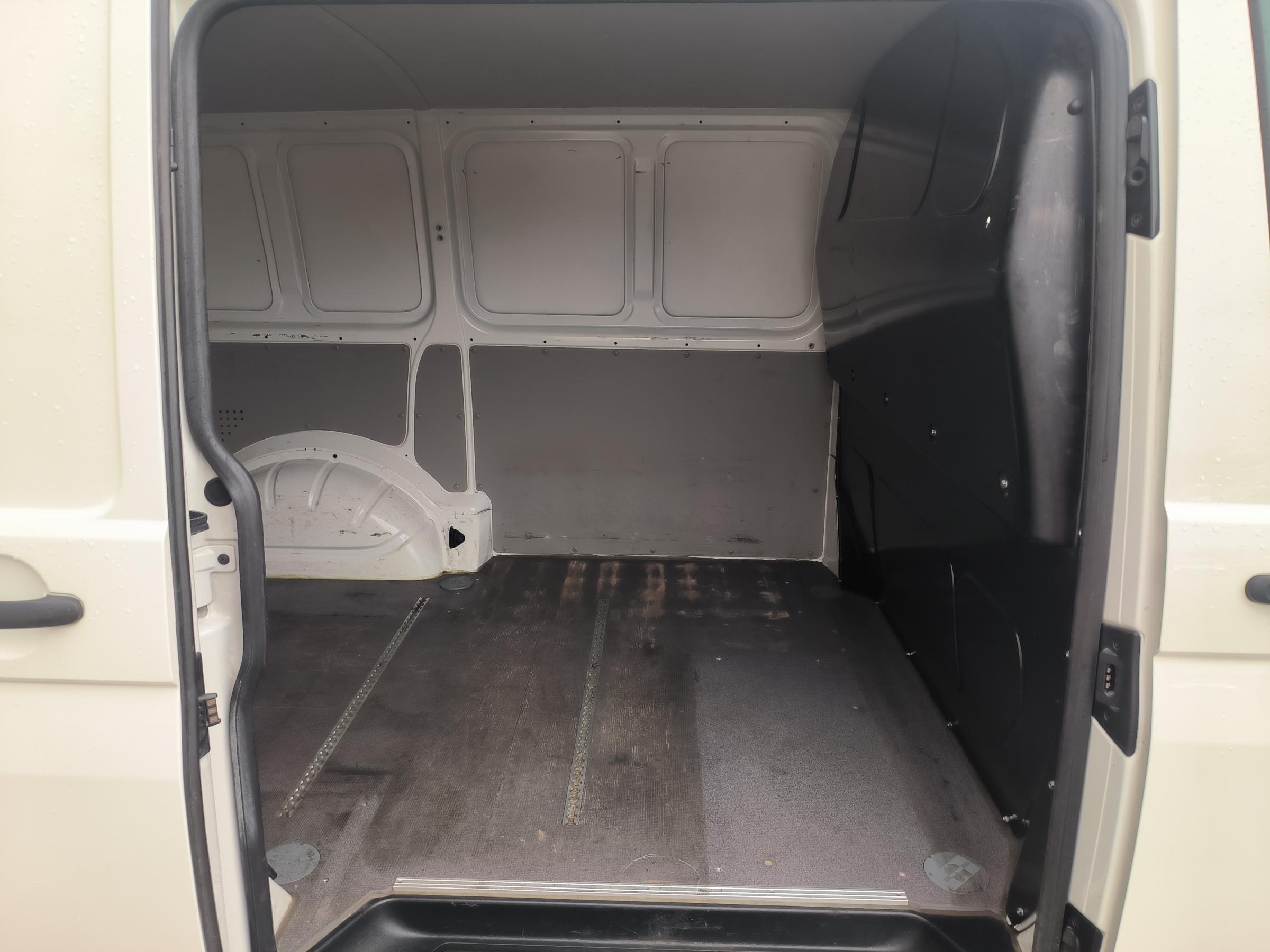 Volkswagen Transporter, 2018 - pohled č. 8