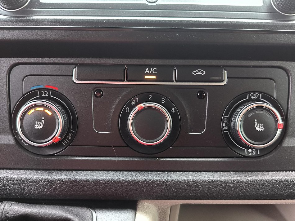 Volkswagen Transporter 2.0TDi 