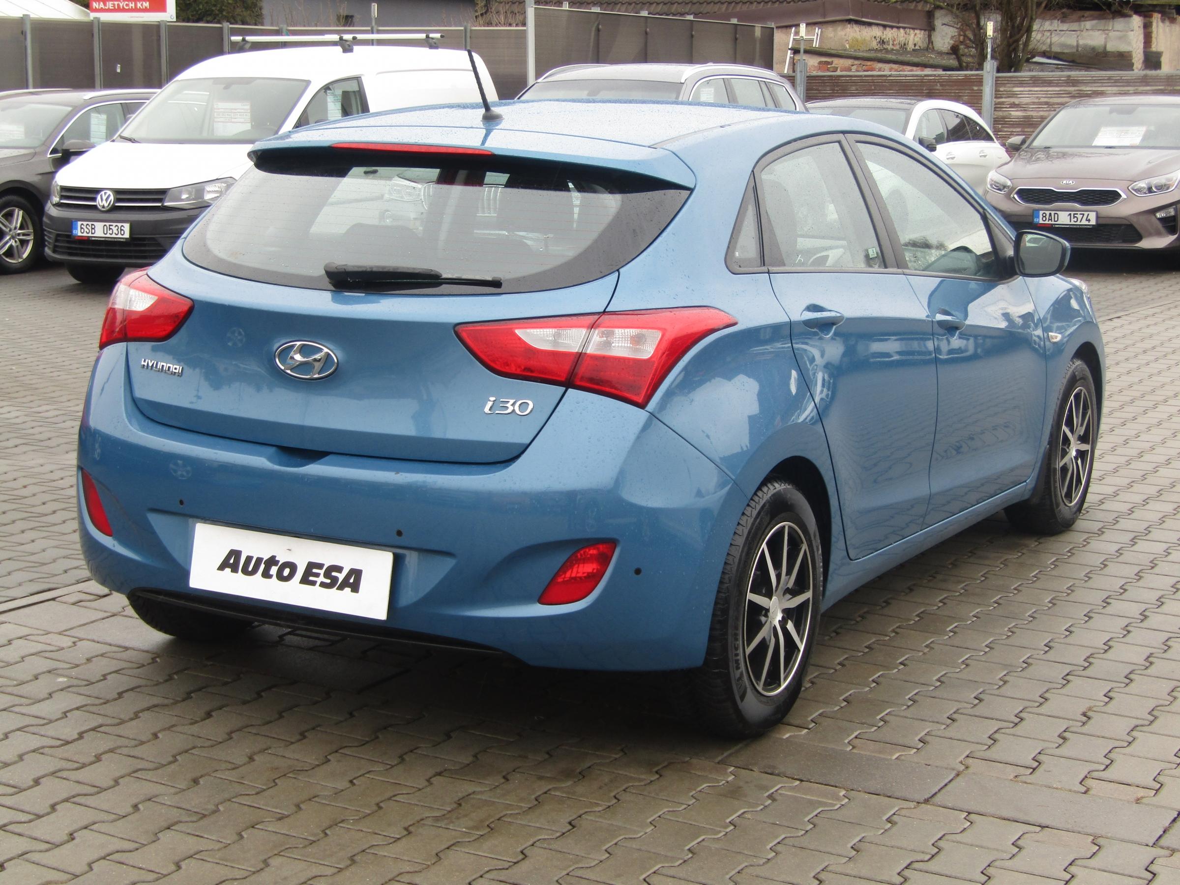 Hyundai i30, 2012 - pohled č. 4