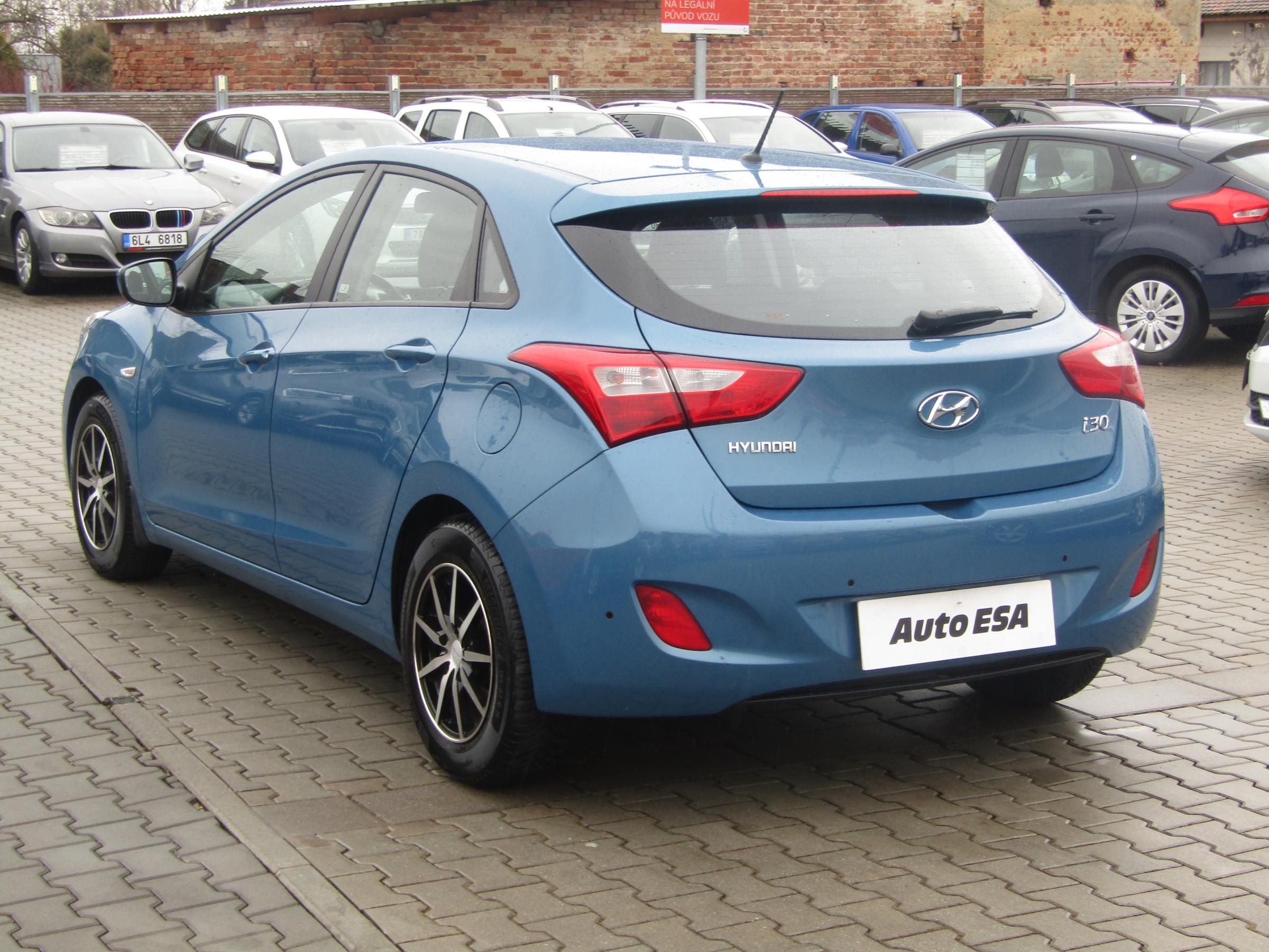 Hyundai i30, 2012 - pohled č. 6