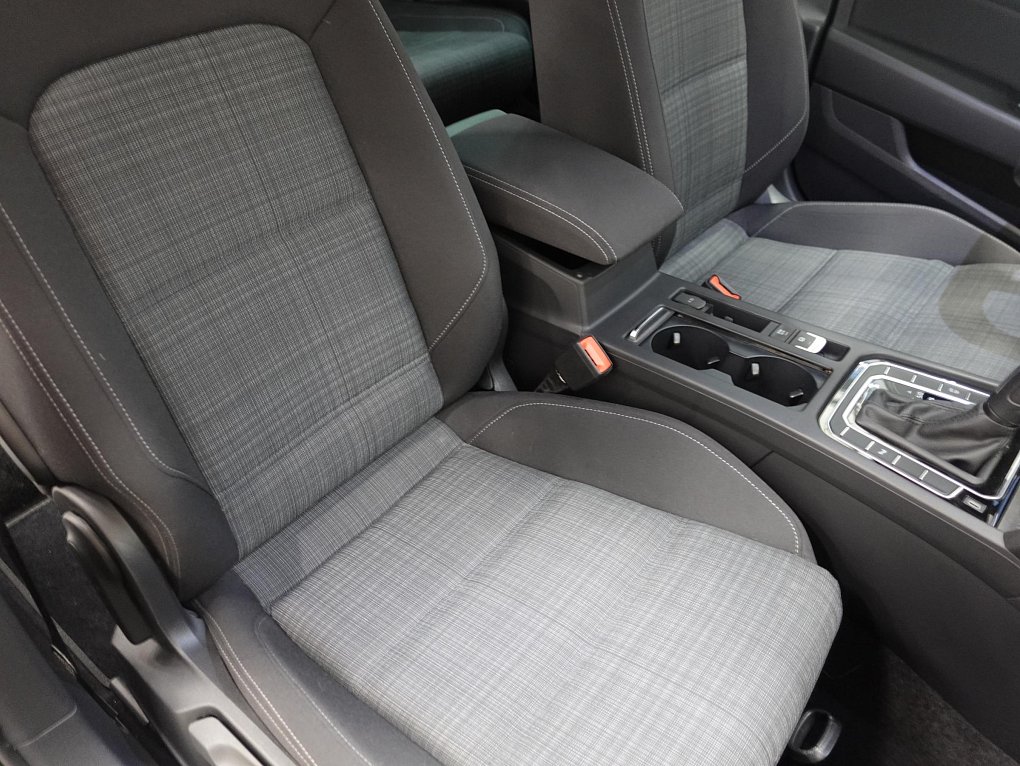 Volkswagen Passat 2.0 TDi 