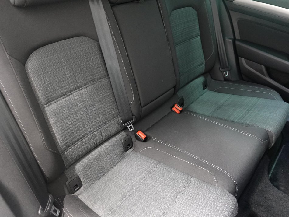 Volkswagen Passat 2.0 TDi 