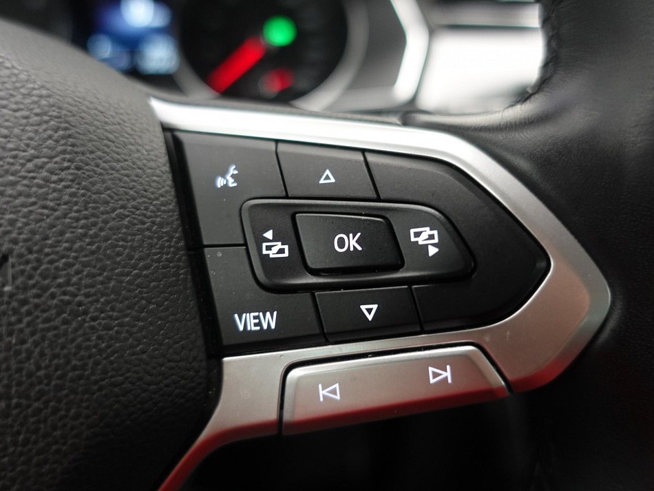 Volkswagen Passat 2.0 TDi 