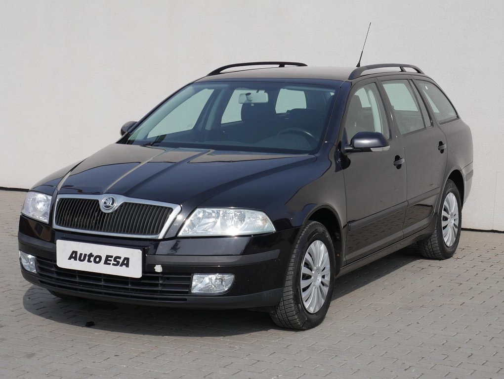 Škoda Octavia II 1.6MPi Ambiente
