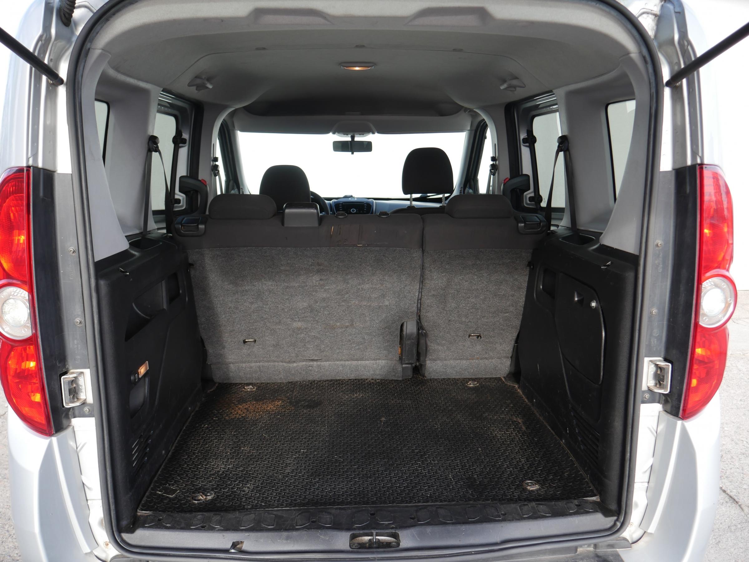 Fiat Dobló, 2010 - pohled č. 7