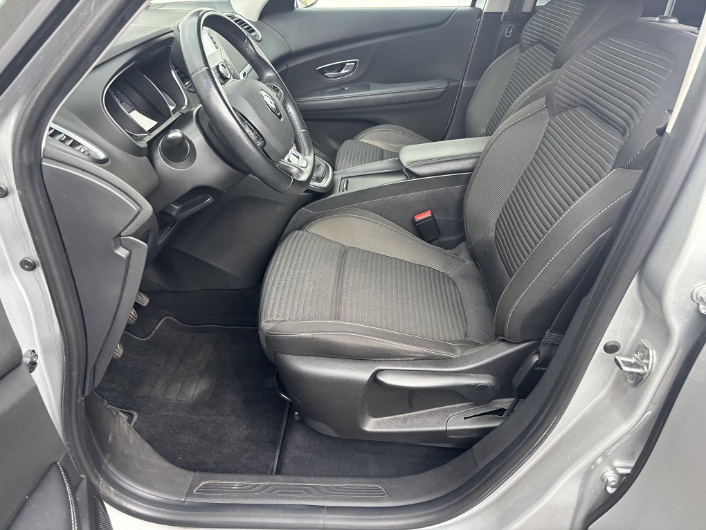 Renault Scénic 1.3TCe Initiale Paris