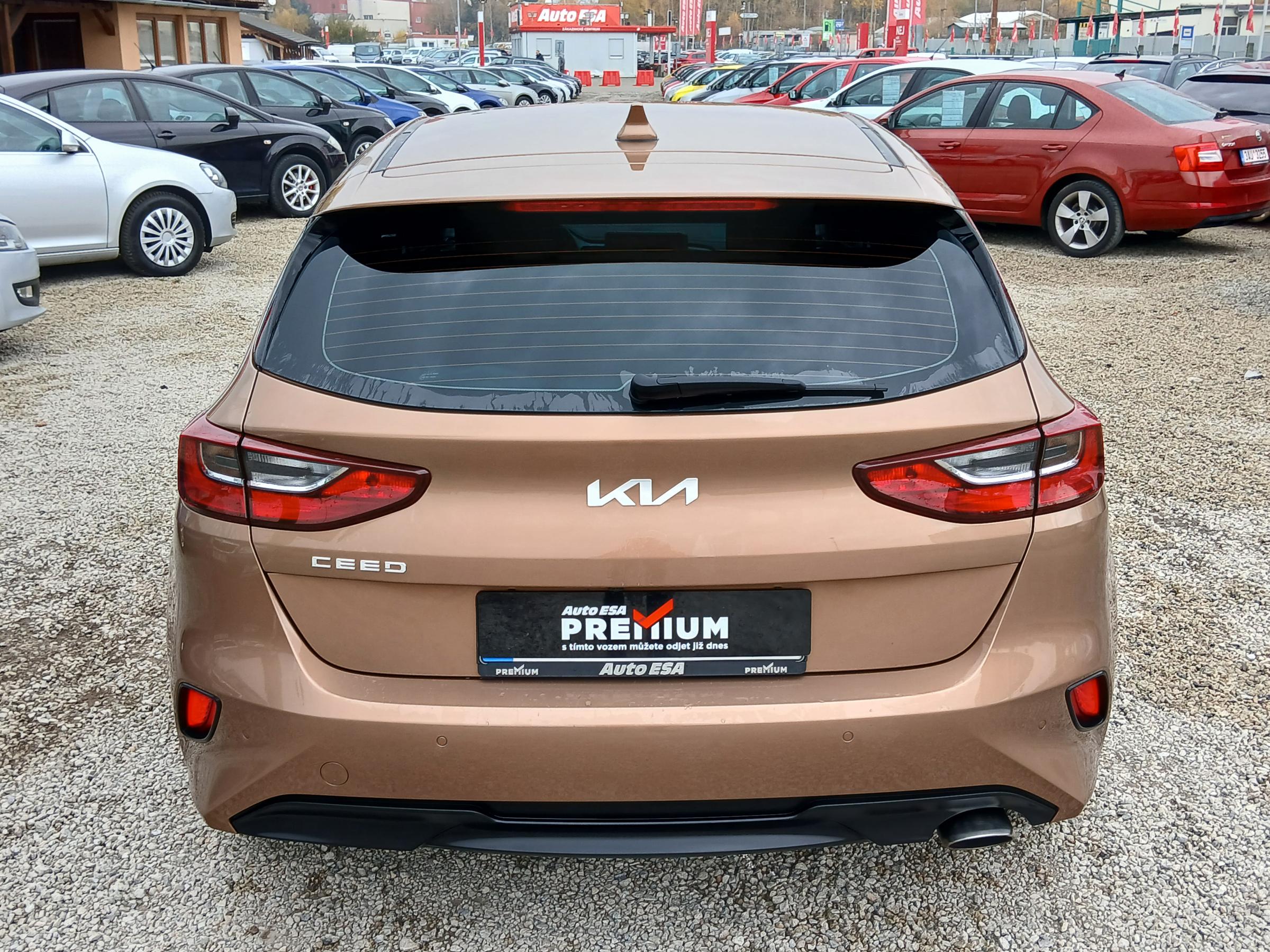 Kia Cee´d, 2022 - pohled č. 5