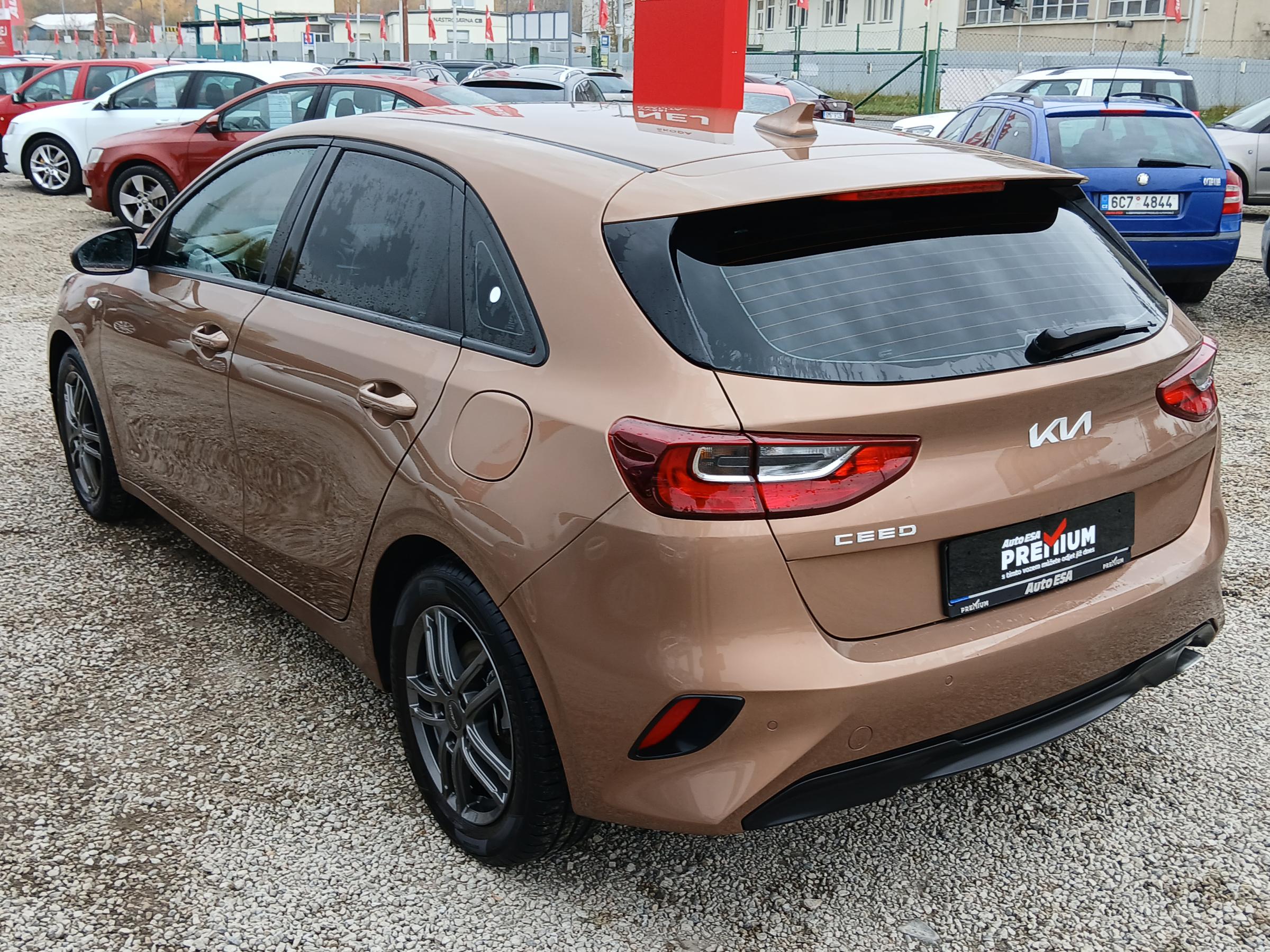 Kia Cee´d, 2022 - pohled č. 6