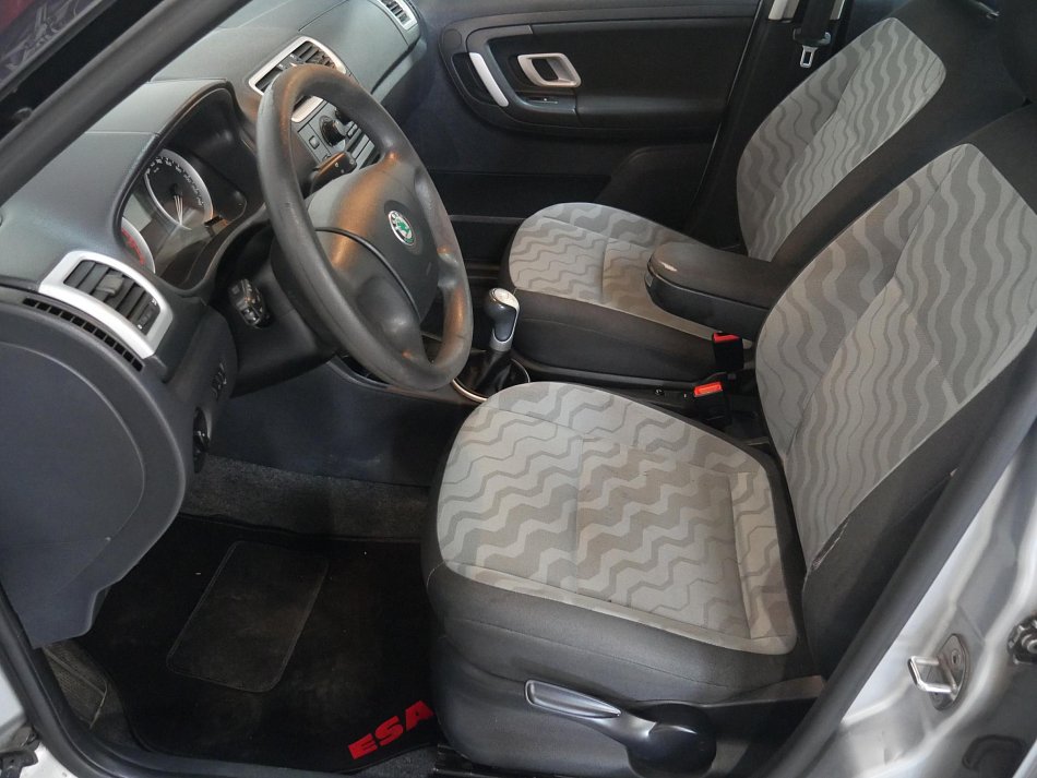 Škoda Fabia II 1.6i 