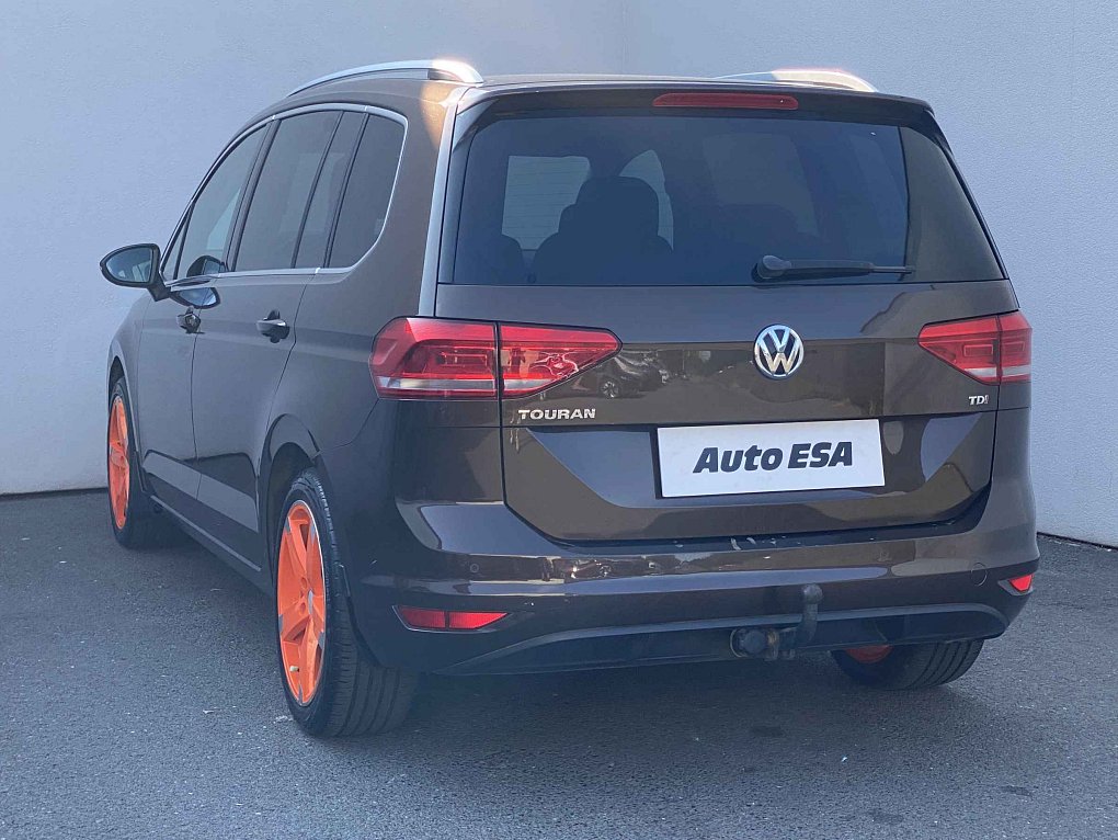 Volkswagen Touran 1.6 TDi 