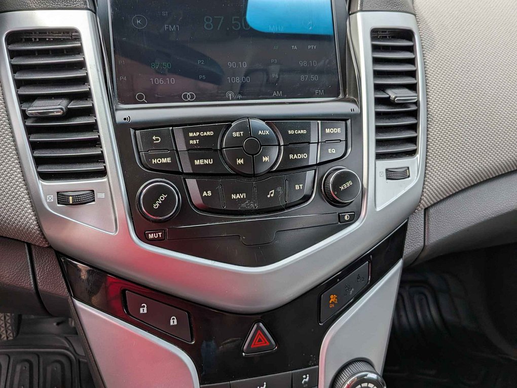 Chevrolet Cruze 1.6i 