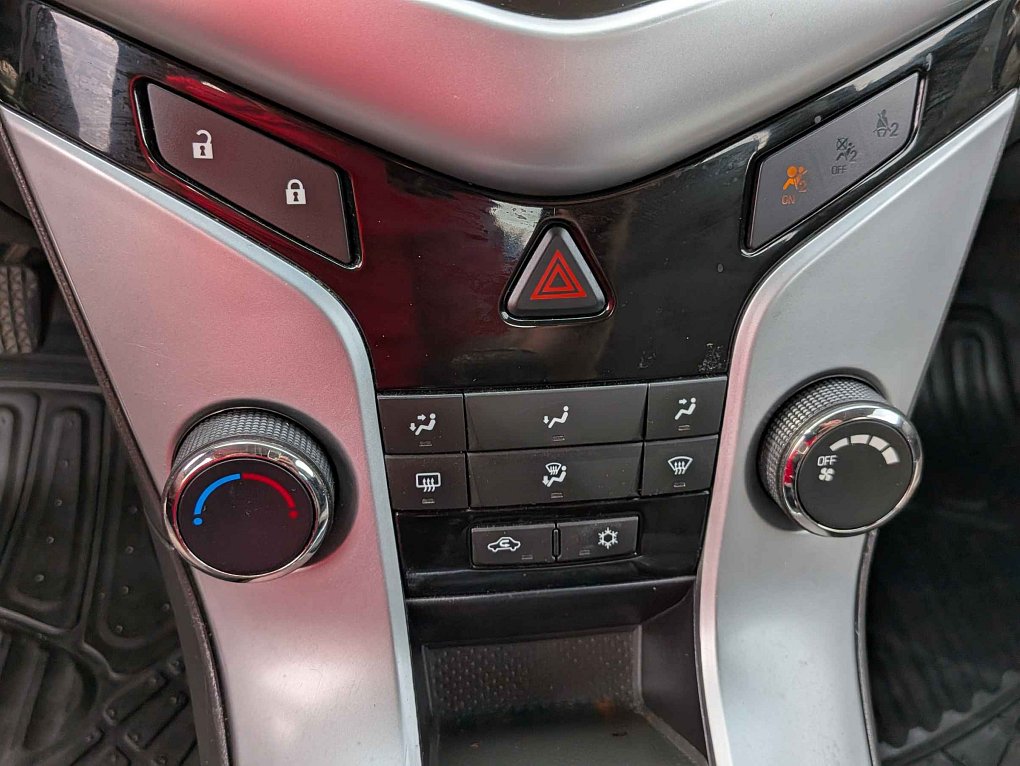 Chevrolet Cruze 1.6i 