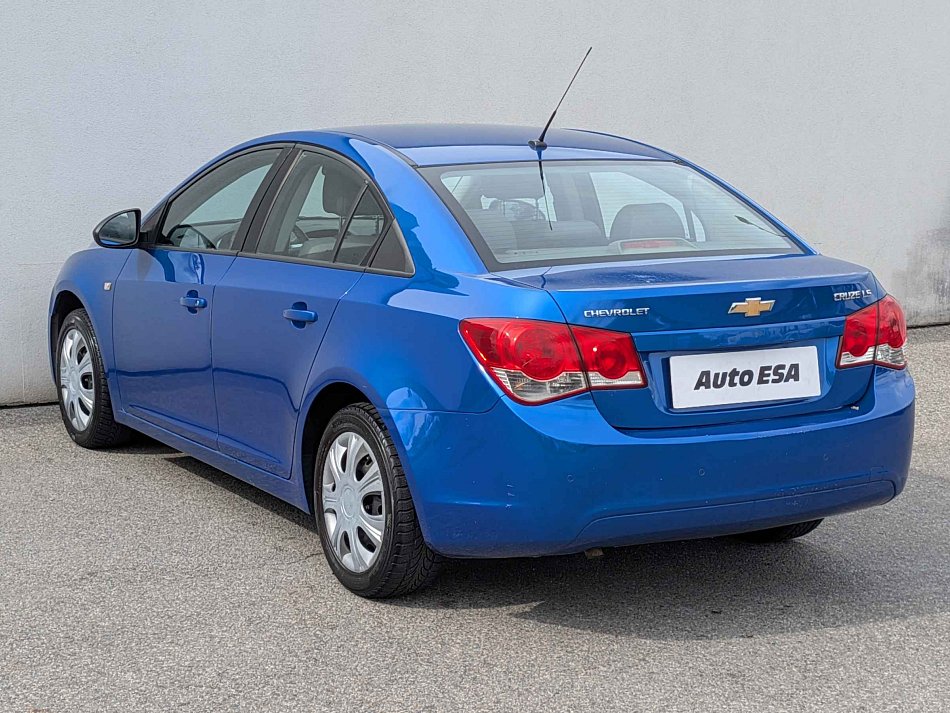 Chevrolet Cruze 1.6i 