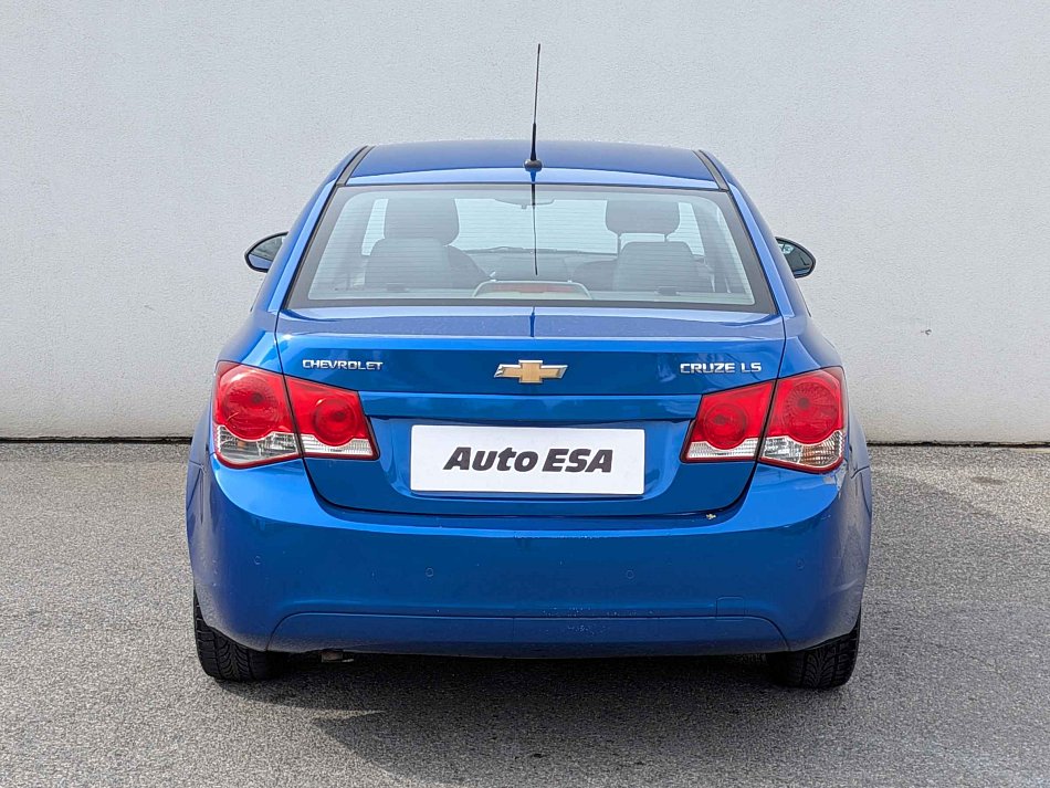 Chevrolet Cruze 1.6i 