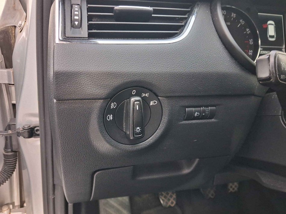 Škoda Octavia III 2.0 TDi Elegance