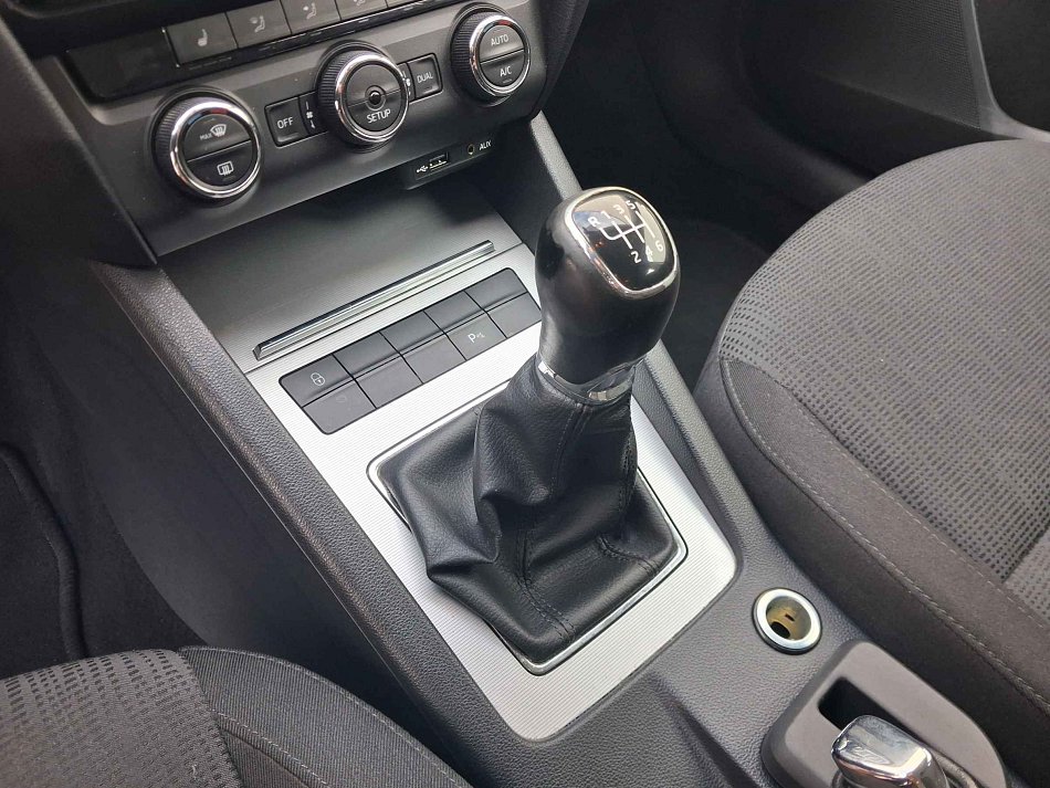 Škoda Octavia III 2.0 TDi Elegance