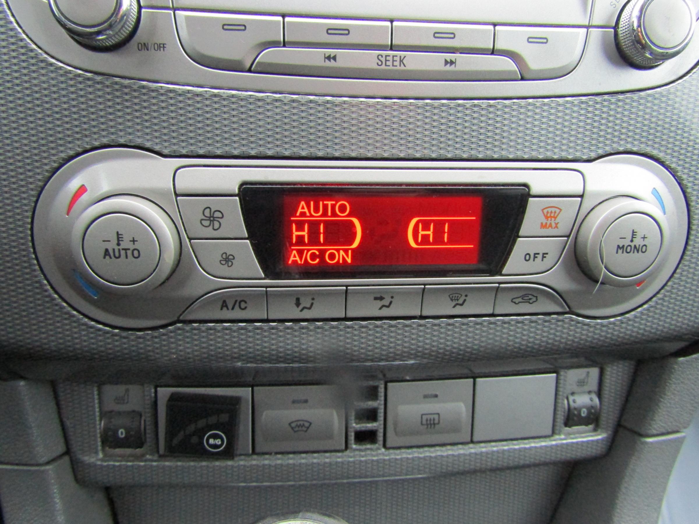 Ford Focus, 2010 - pohled č. 18