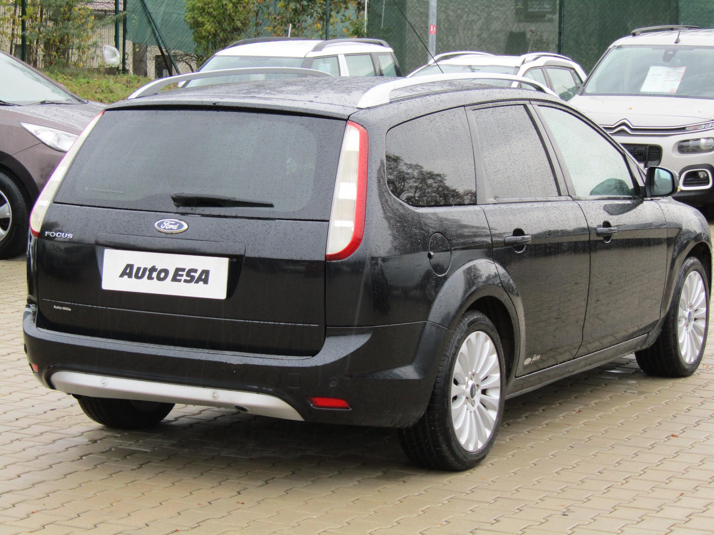 Ford Focus, 2010 - pohled č. 4