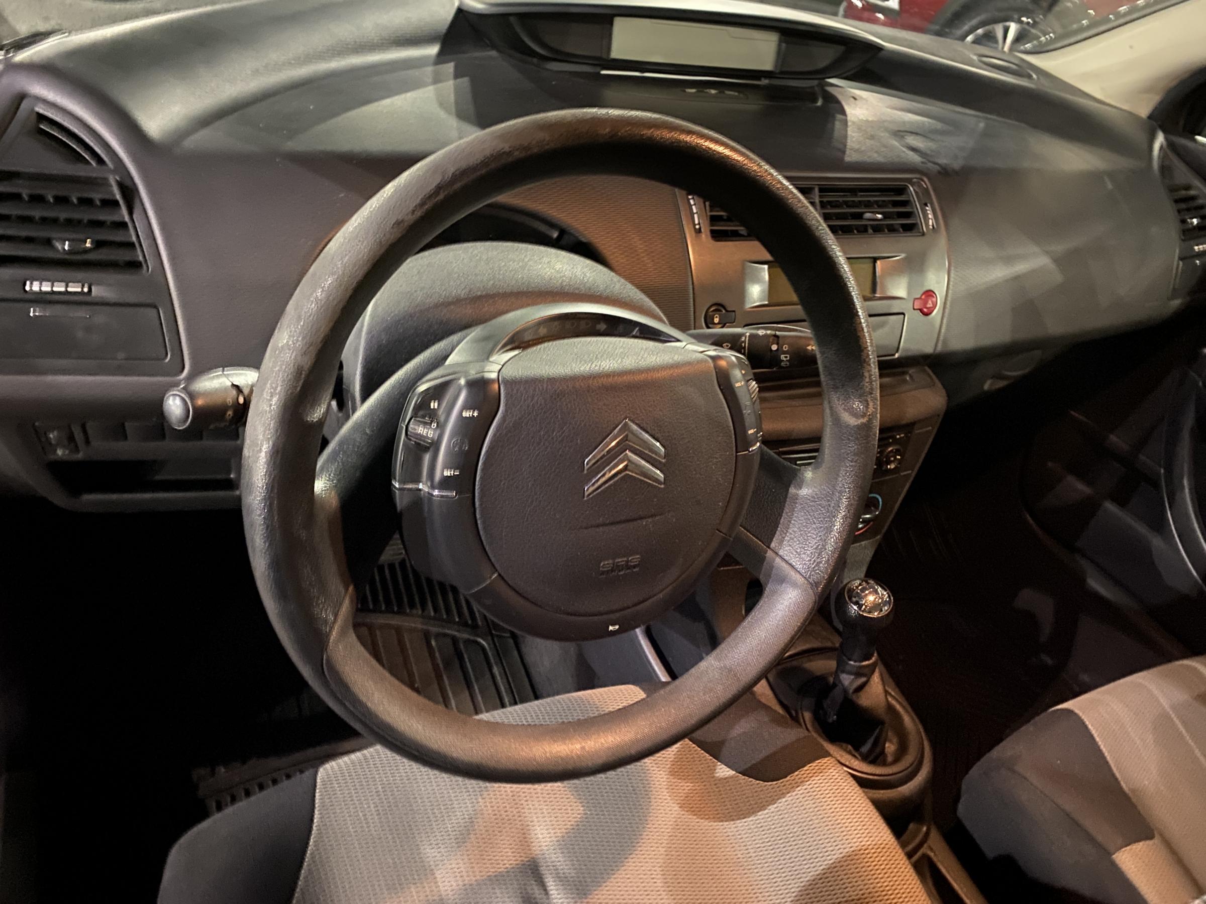 Citroën C4, 2009 - pohled č. 12