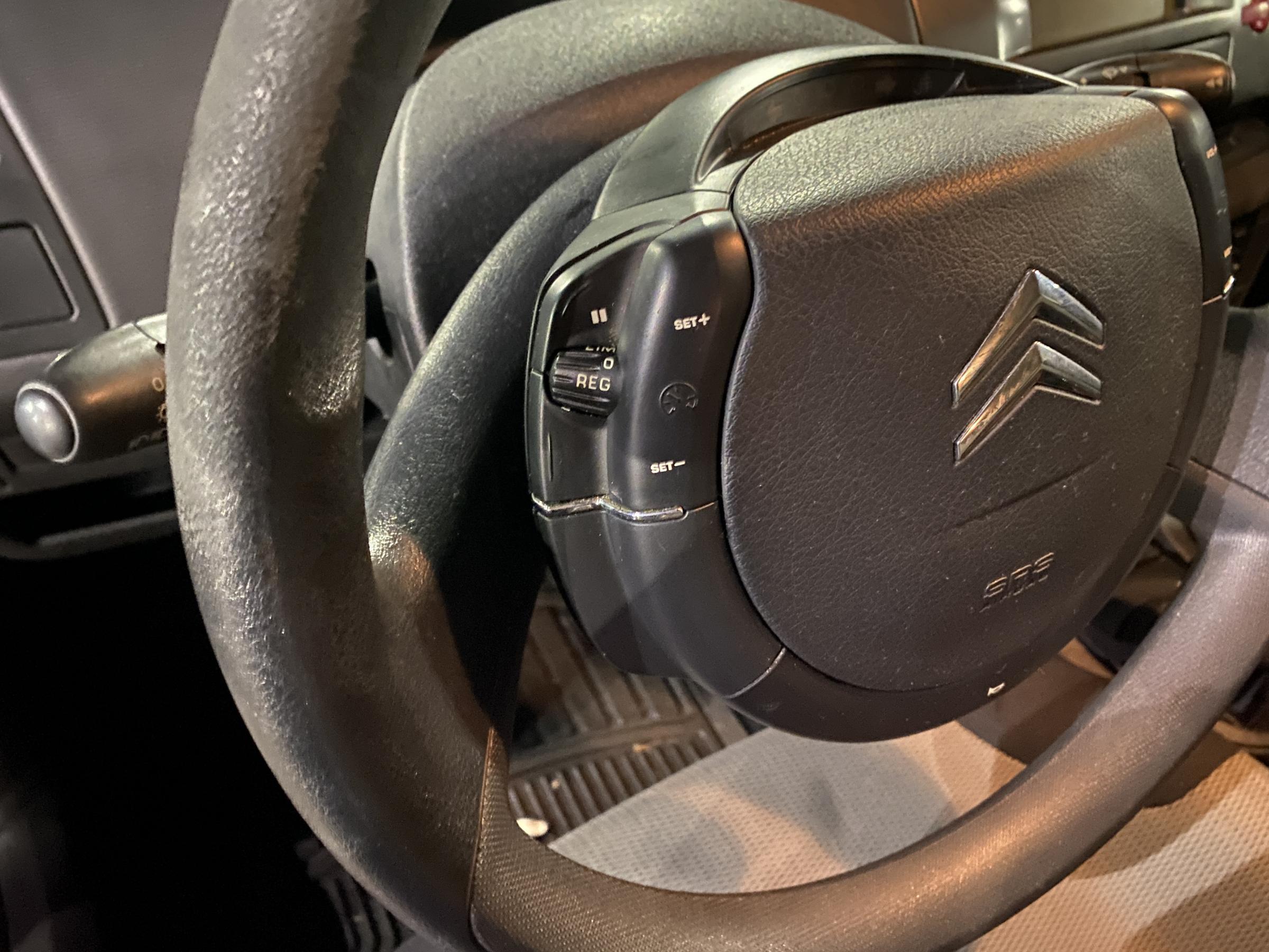 Citroën C4, 2009 - pohled č. 13