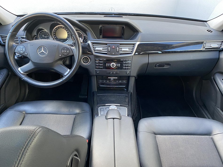 Mercedes-Benz Třída E 3.0 CDi Avantgarde E350