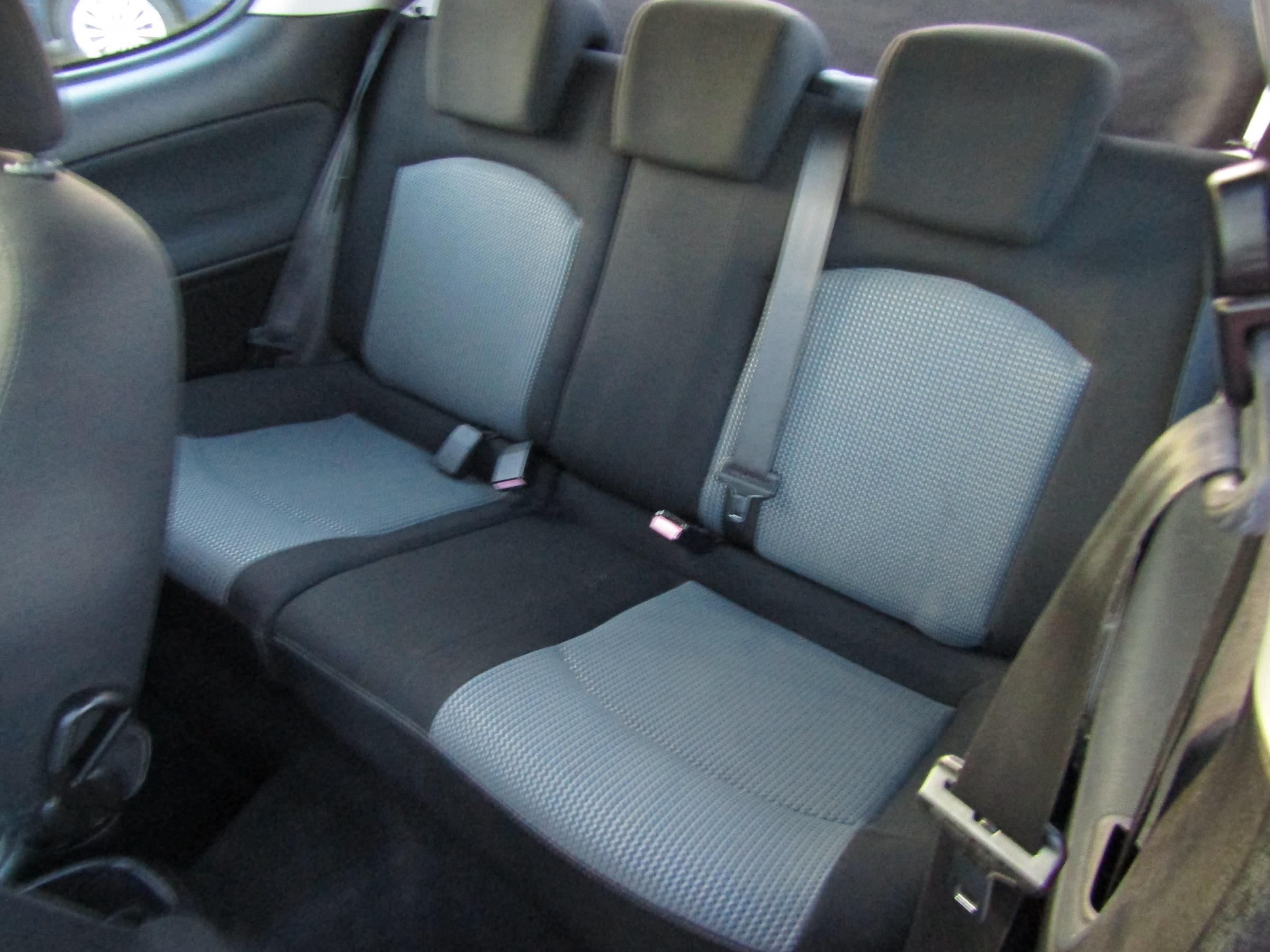 Peugeot 206, 2004 - pohled č. 10