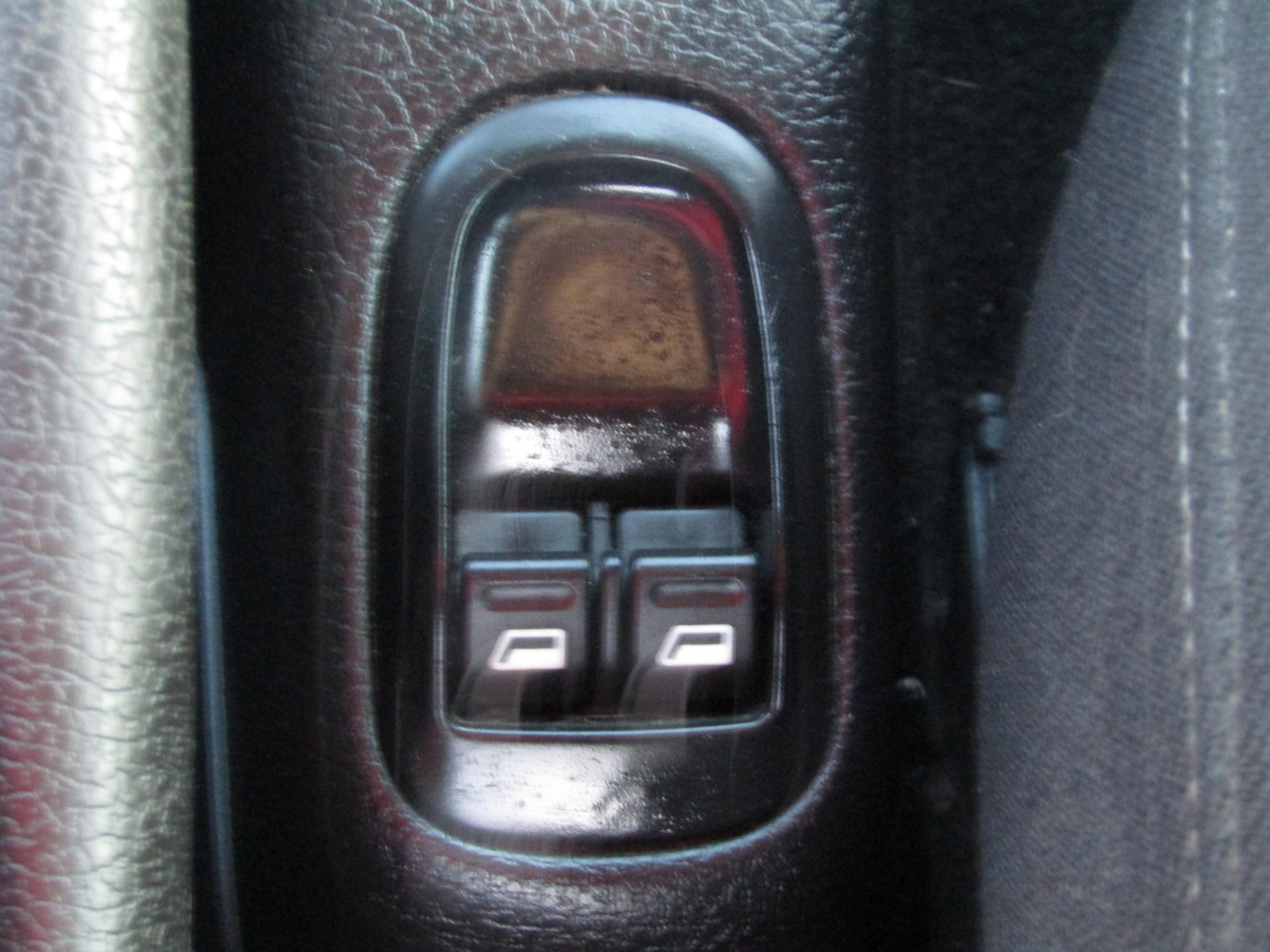 Peugeot 206, 2004 - pohled č. 12