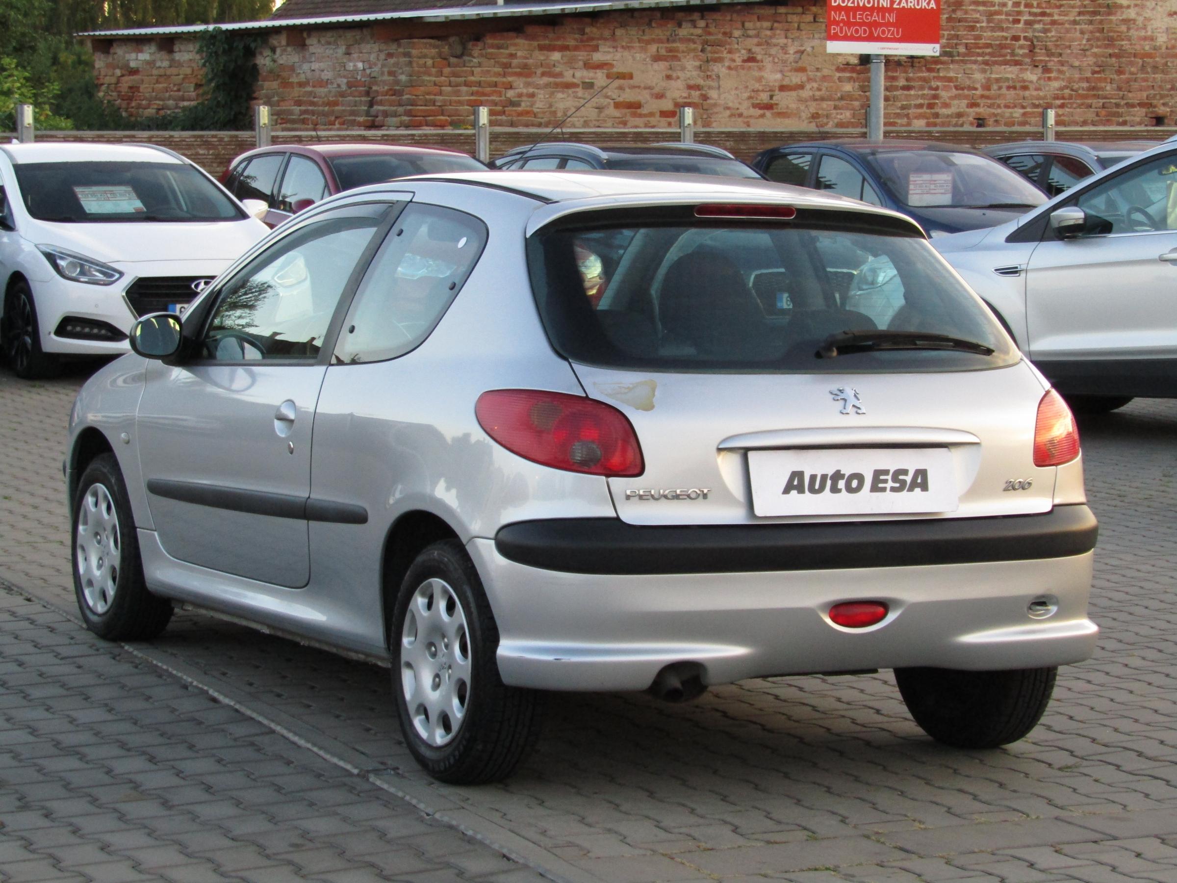 Peugeot 206, 2004 - pohled č. 6