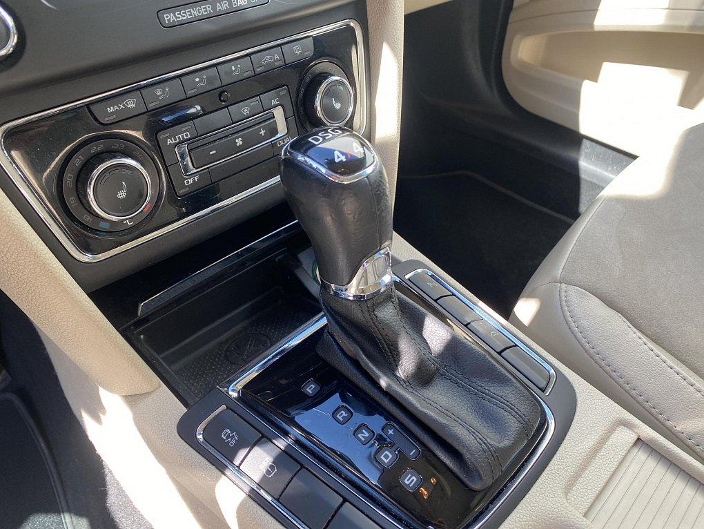 Škoda Superb II 2.0 TDi Elegance 4x4