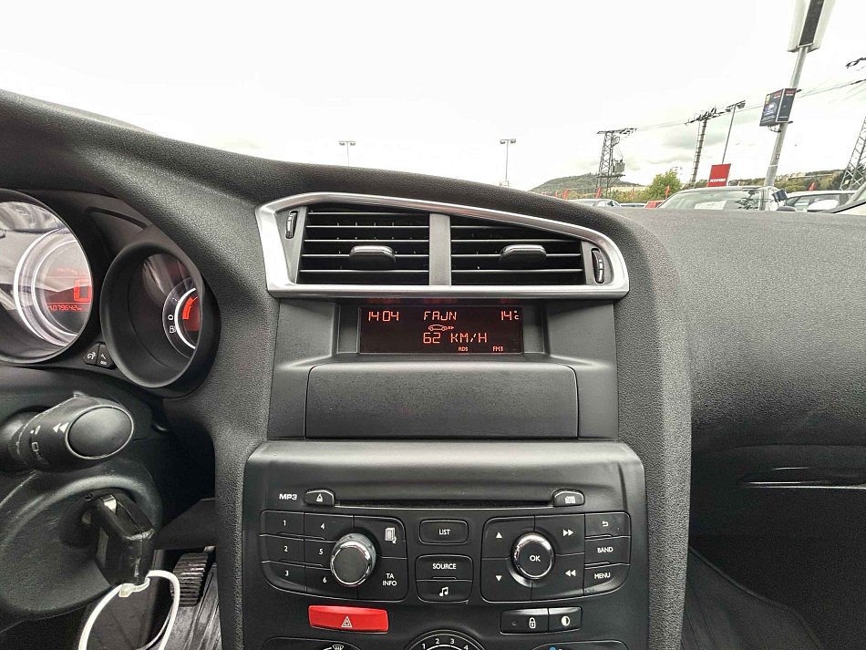 Citroën C4 1.4i 16V 