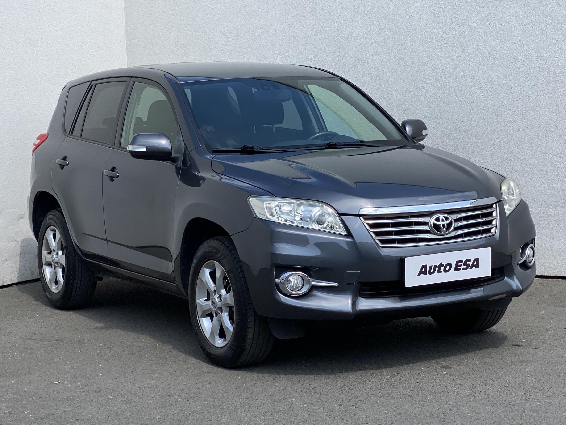 Toyota RAV4, 2011 - celkový pohled