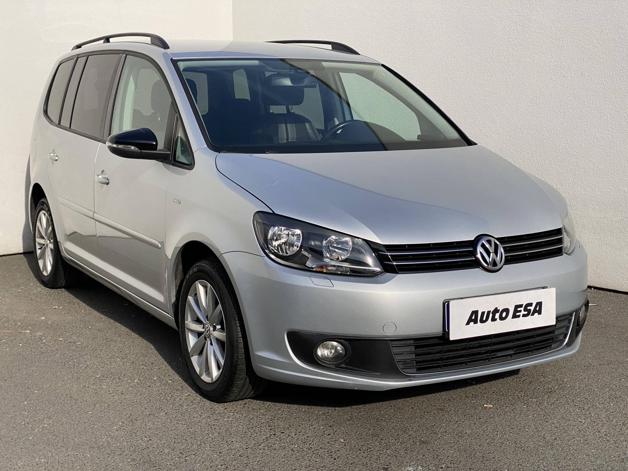 Volkswagen Touran, 2012 - pohled č. 1