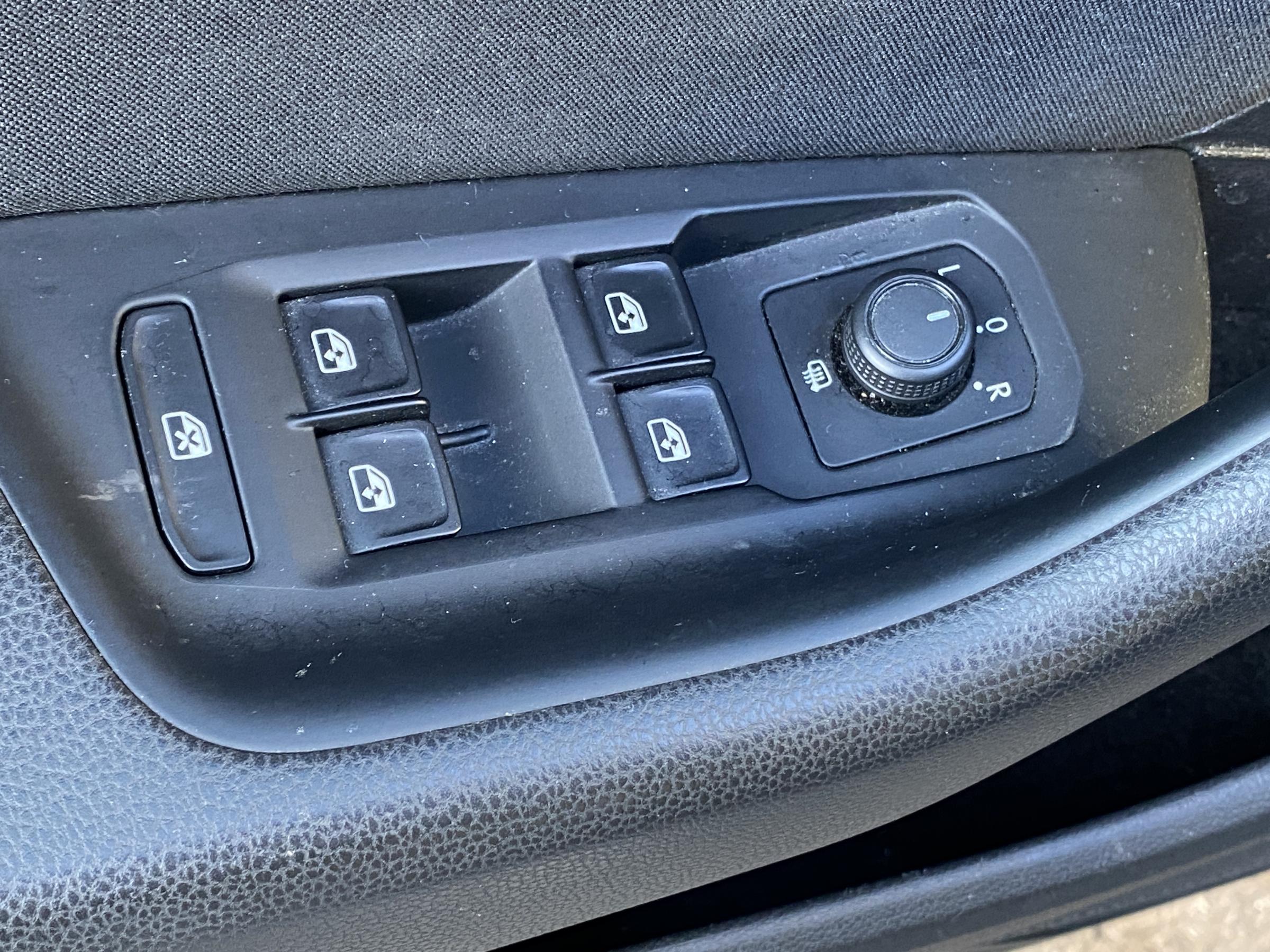 Volkswagen Passat, 2016 - pohled č. 11