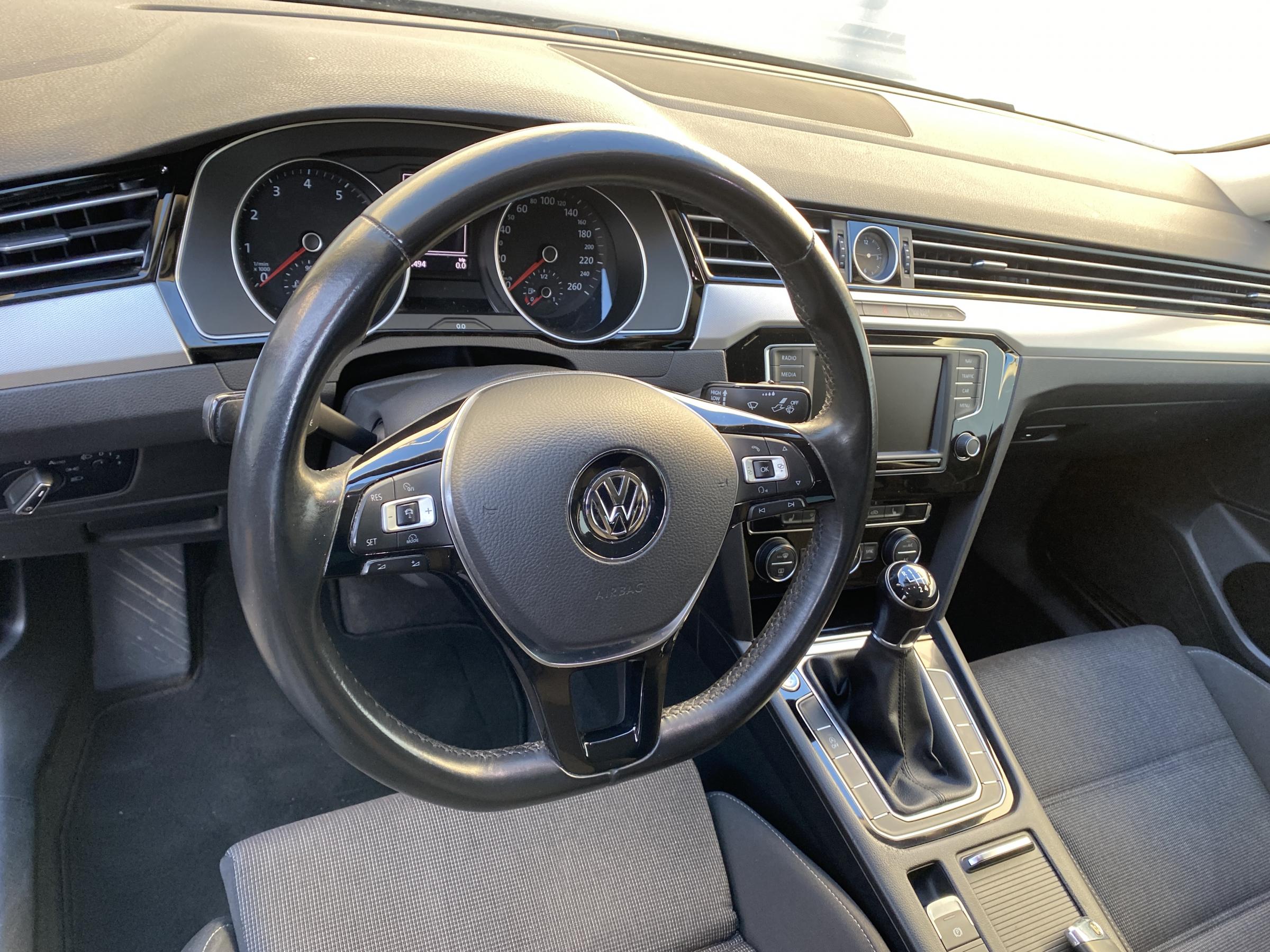 Volkswagen Passat, 2016 - pohled č. 14