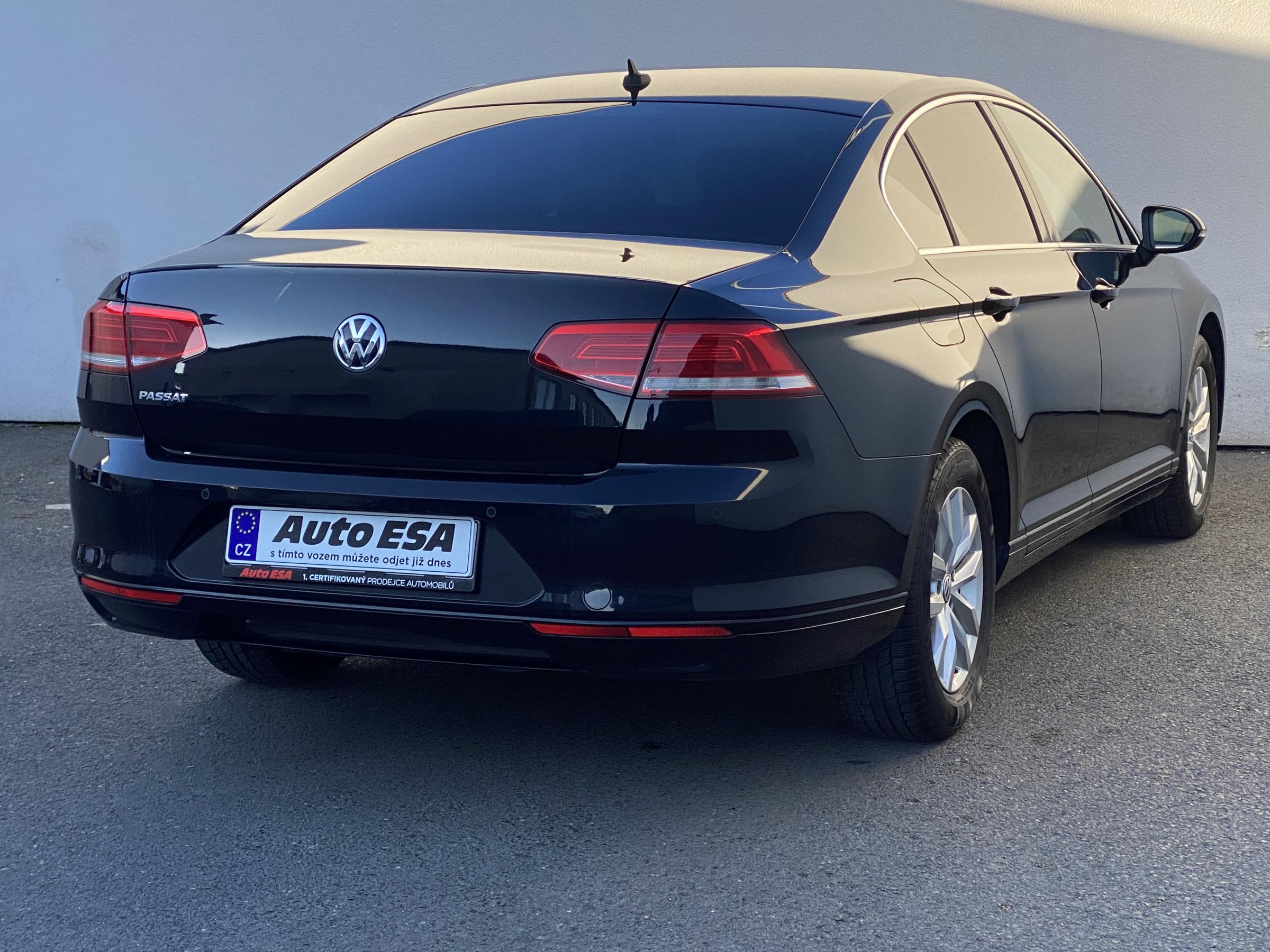 Volkswagen Passat, 2016 - pohled č. 4