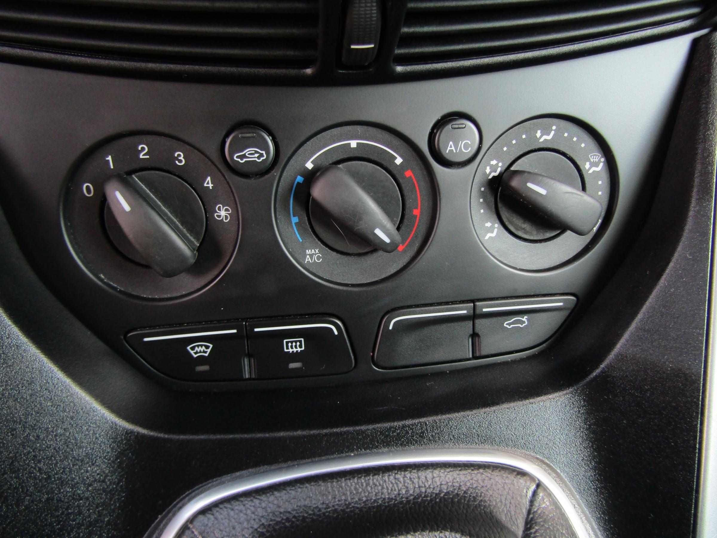 Ford C-MAX, 2011 - pohled č. 15