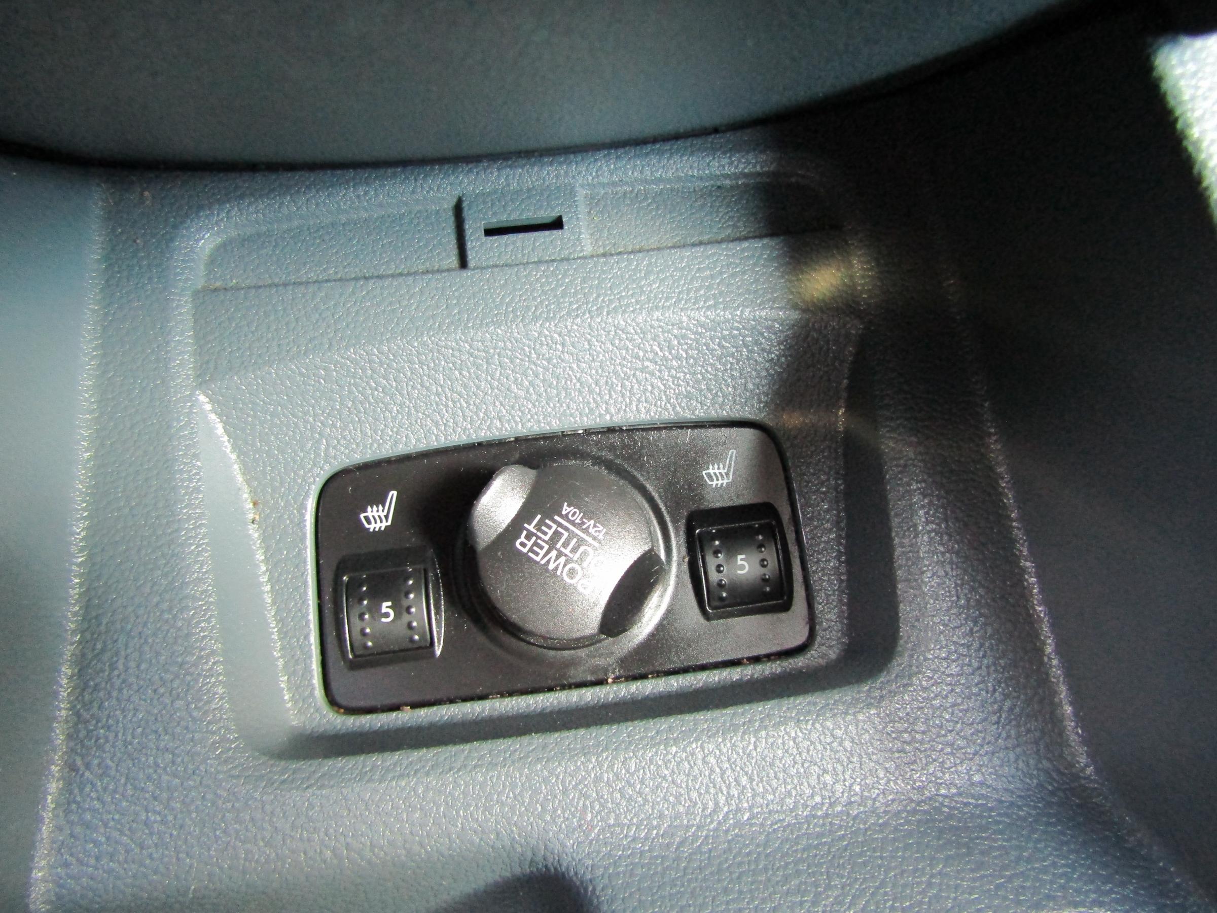 Ford C-MAX, 2011 - pohled č. 16