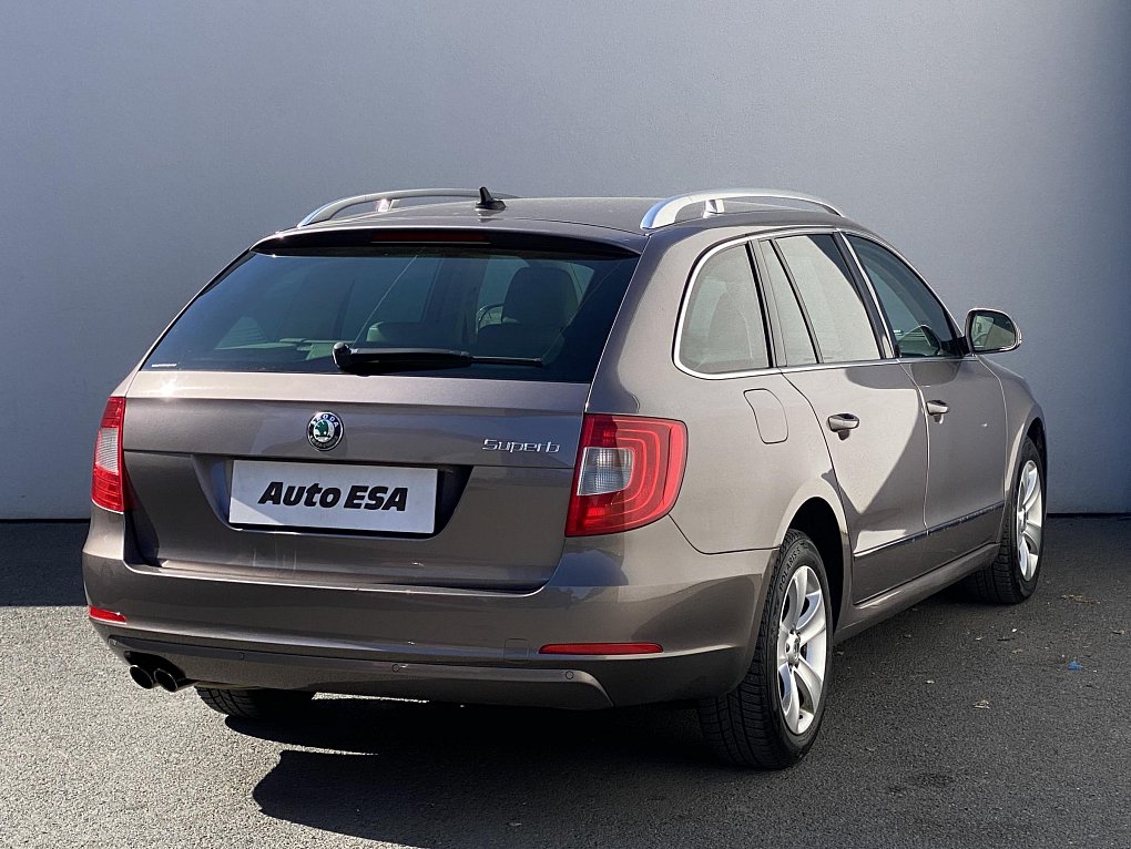 Škoda Superb II 2.0 TDi Elegance 4x4