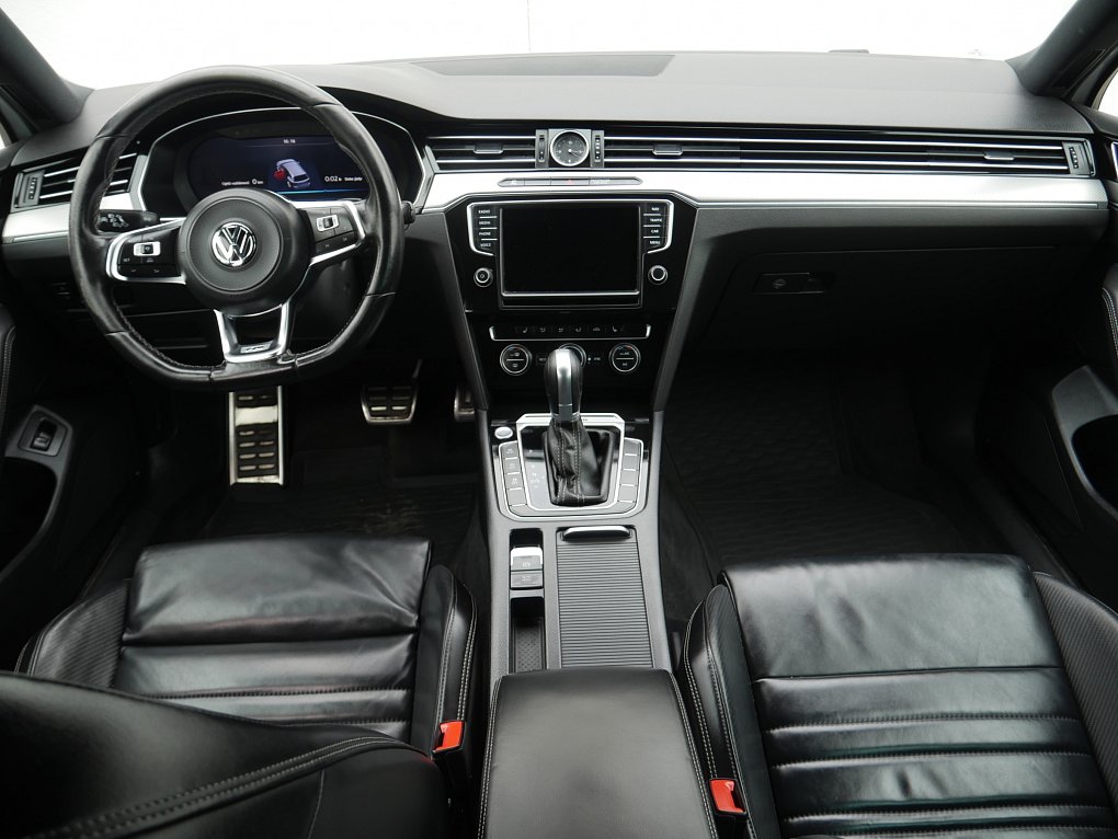 Volkswagen Passat 2.0 Bi-TDi  4x4