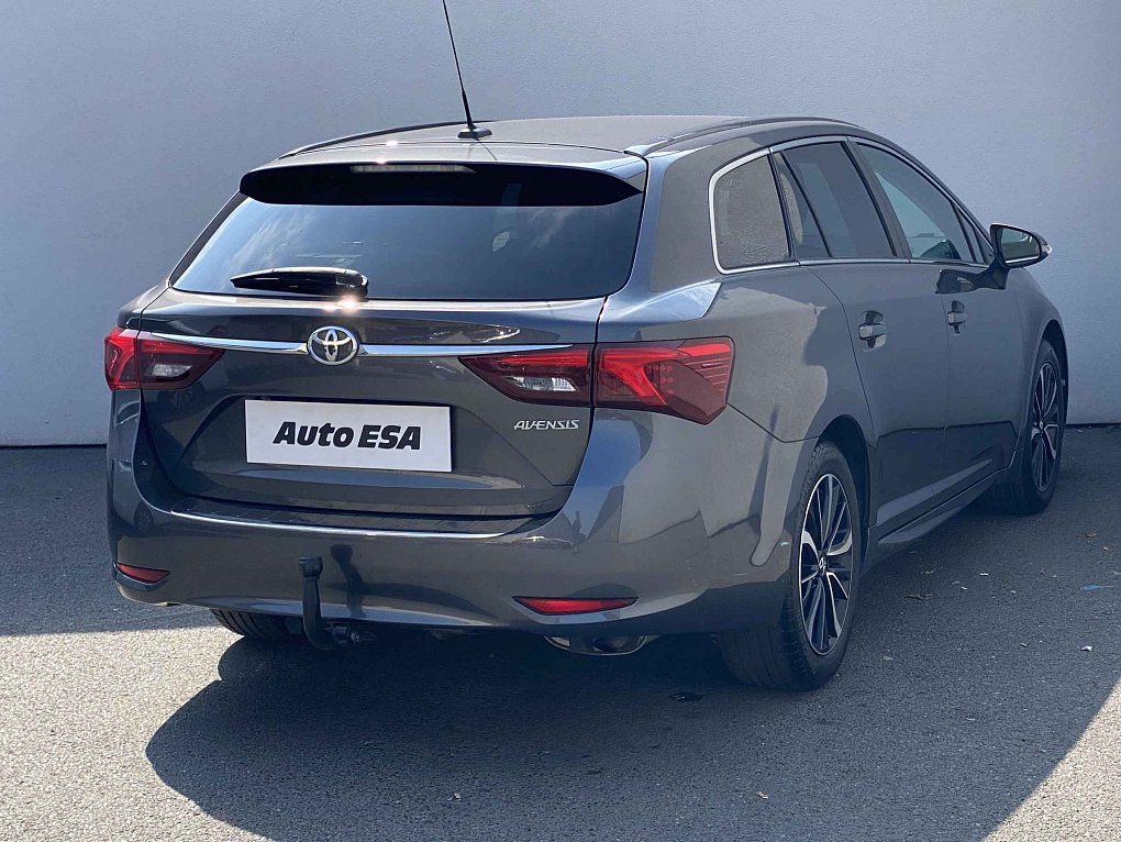 Toyota Avensis 1.8 Active