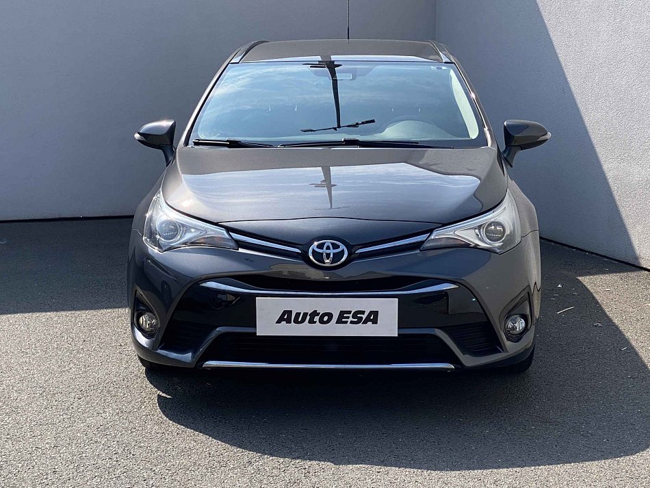 Toyota Avensis 1.8 Active