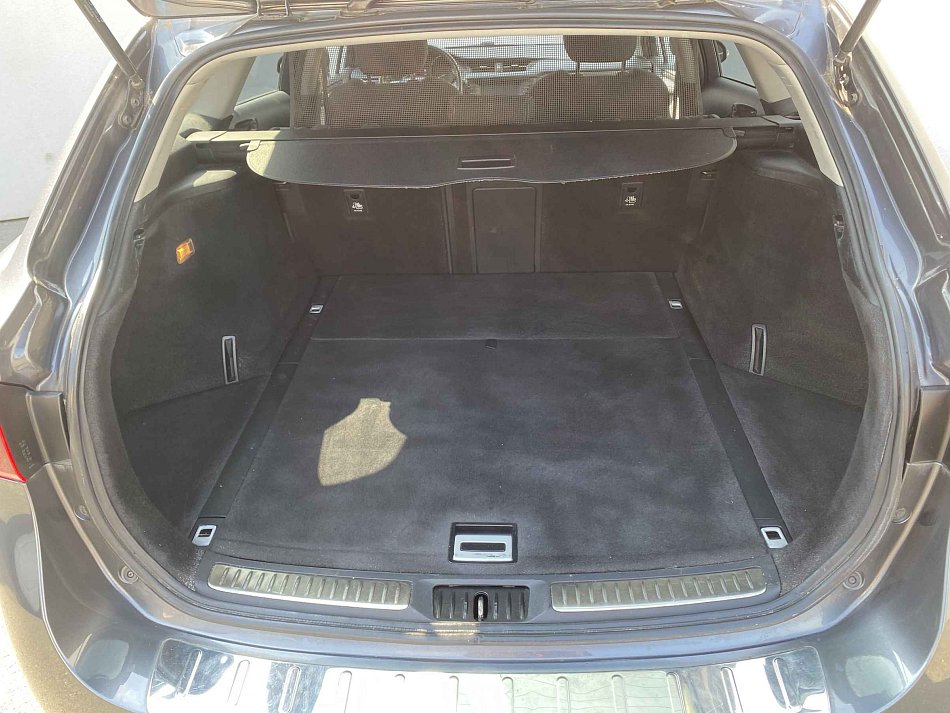 Toyota Avensis 1.8 Active
