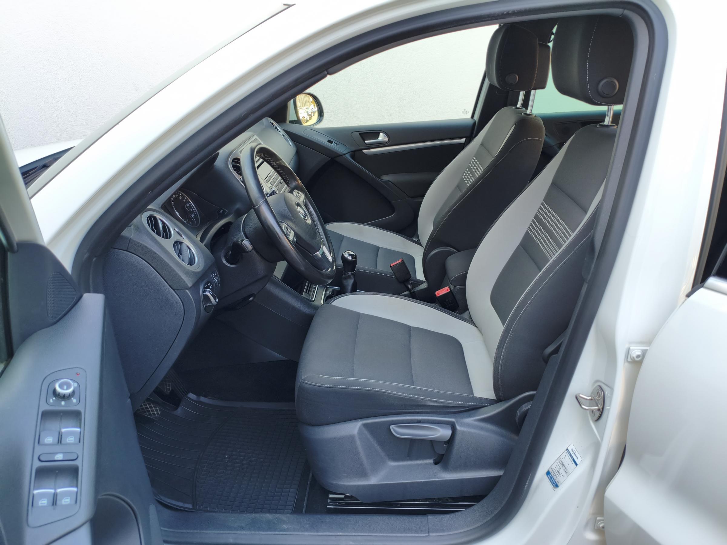 Volkswagen Tiguan, 2014 - pohled č. 11