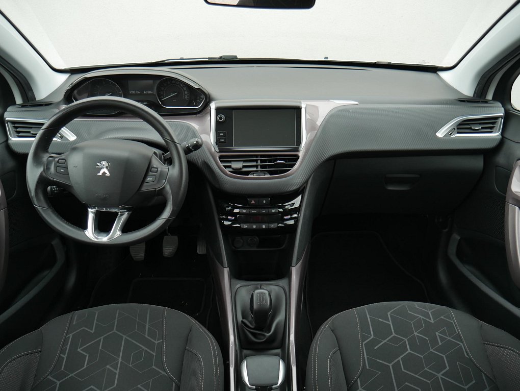 Peugeot 2008 1.2 PT Active