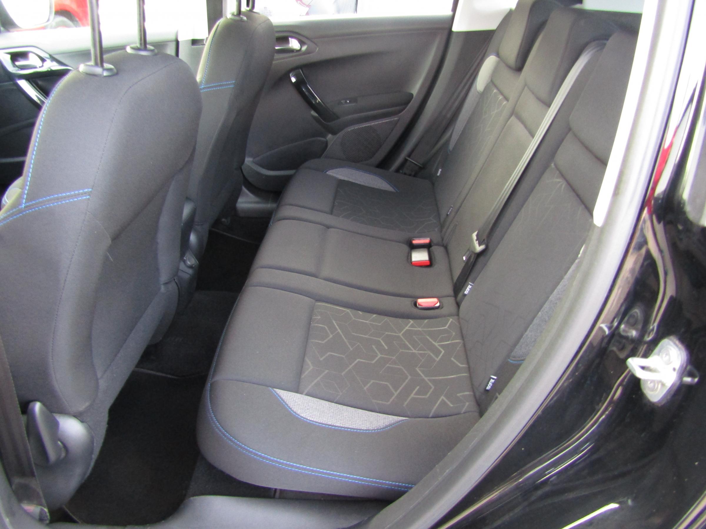 Peugeot 2008, 2019 - pohled č. 10