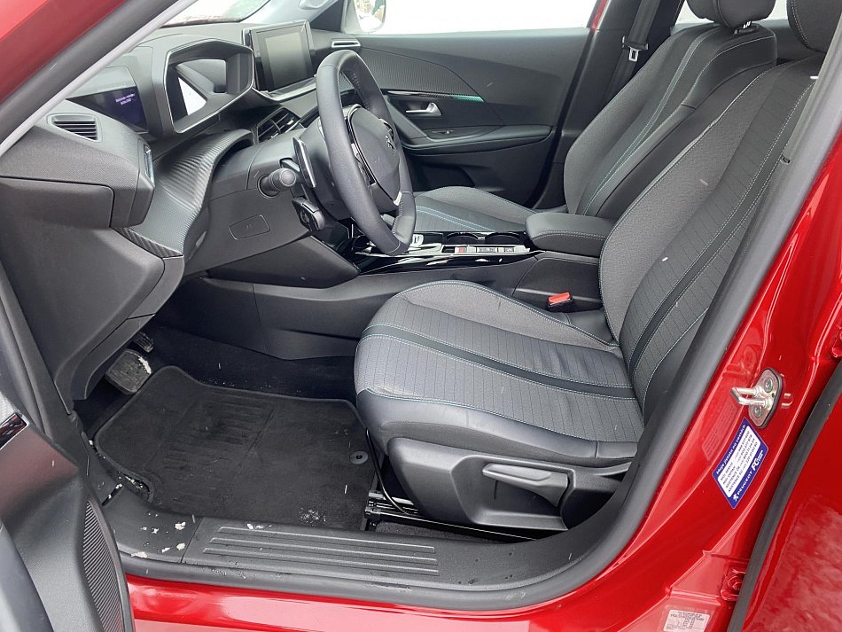 Peugeot 2008 1.2 PT Allure